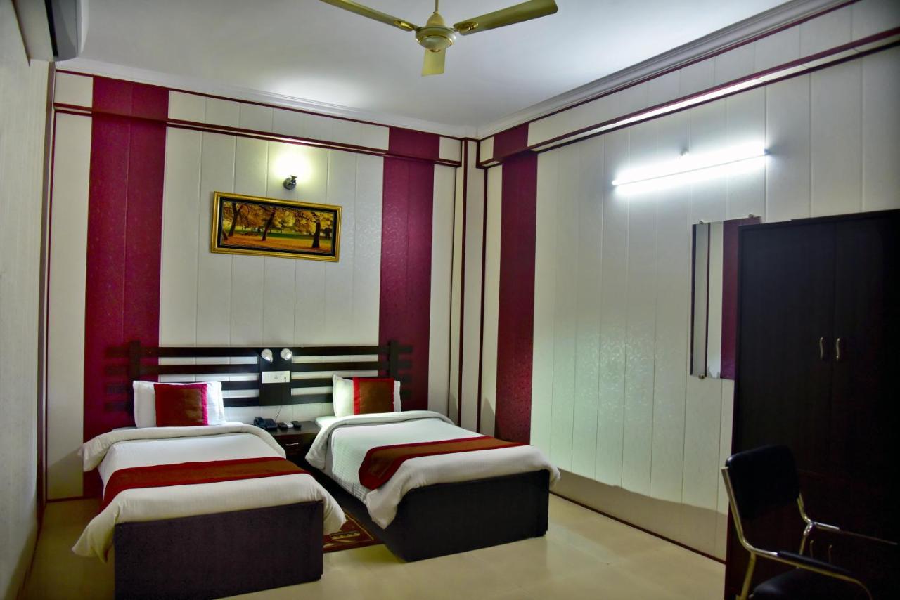 Hotel Nexus L Hotels In Charbagh Lucknow Extérieur photo