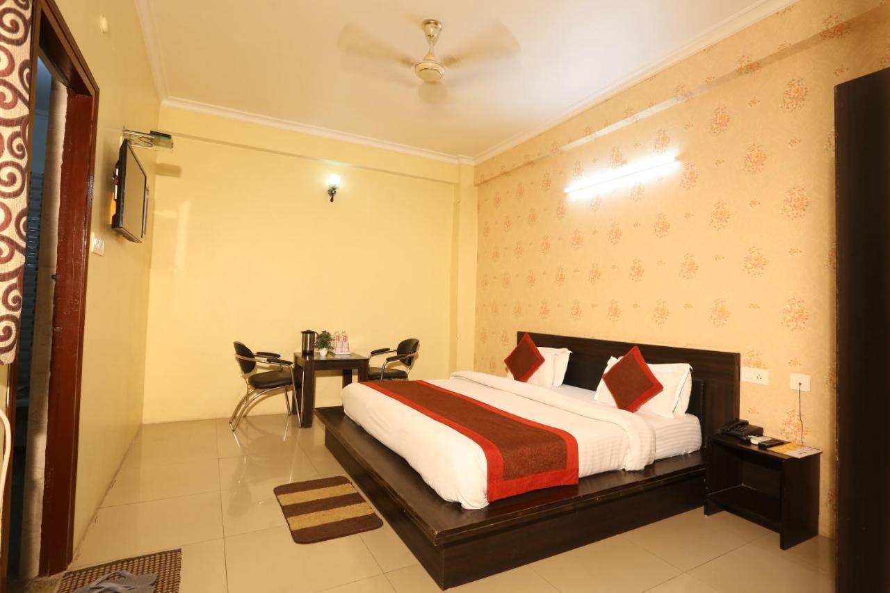 Hotel Nexus L Hotels In Charbagh Lucknow Extérieur photo