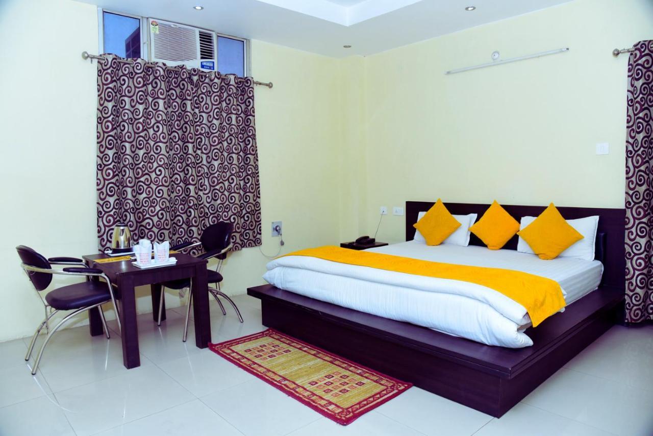 Hotel Nexus L Hotels In Charbagh Lucknow Extérieur photo