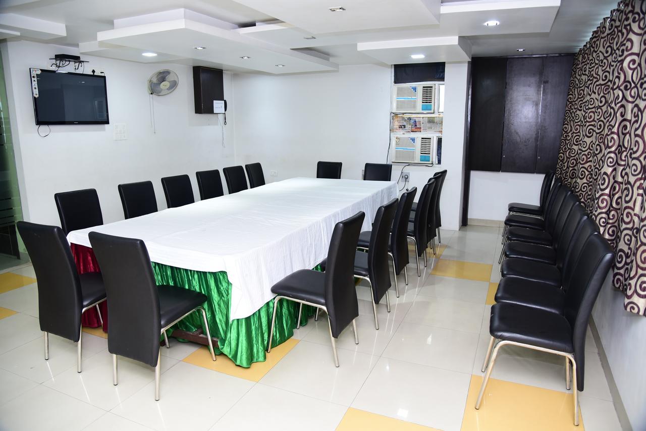 Hotel Nexus L Hotels In Charbagh Lucknow Extérieur photo